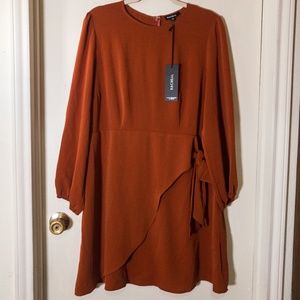 NWT Racheal Rust Dress